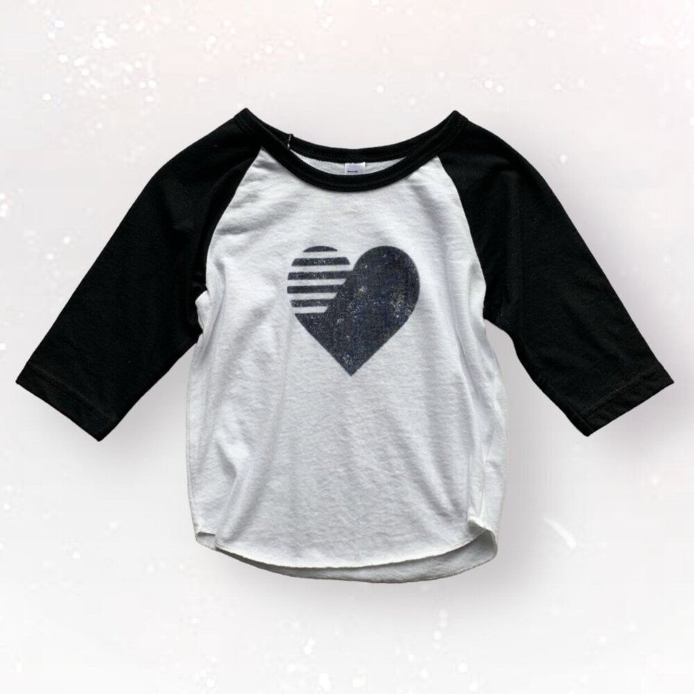 Small Shop Heart Raglan